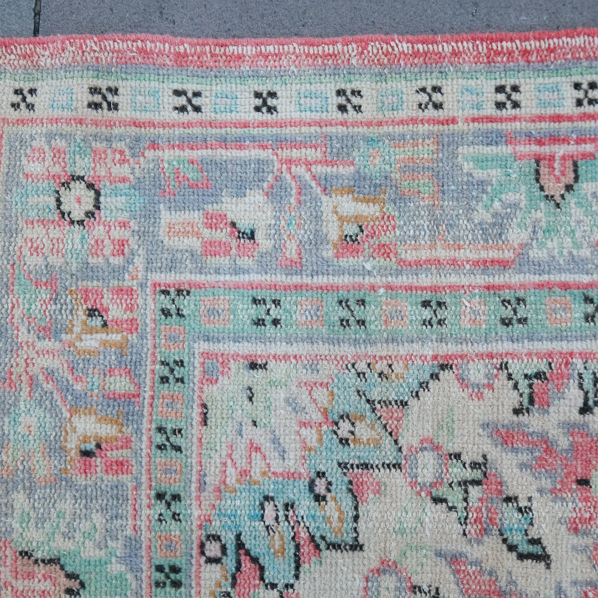 3453 Handwoven Vintage Rug 7x10'4