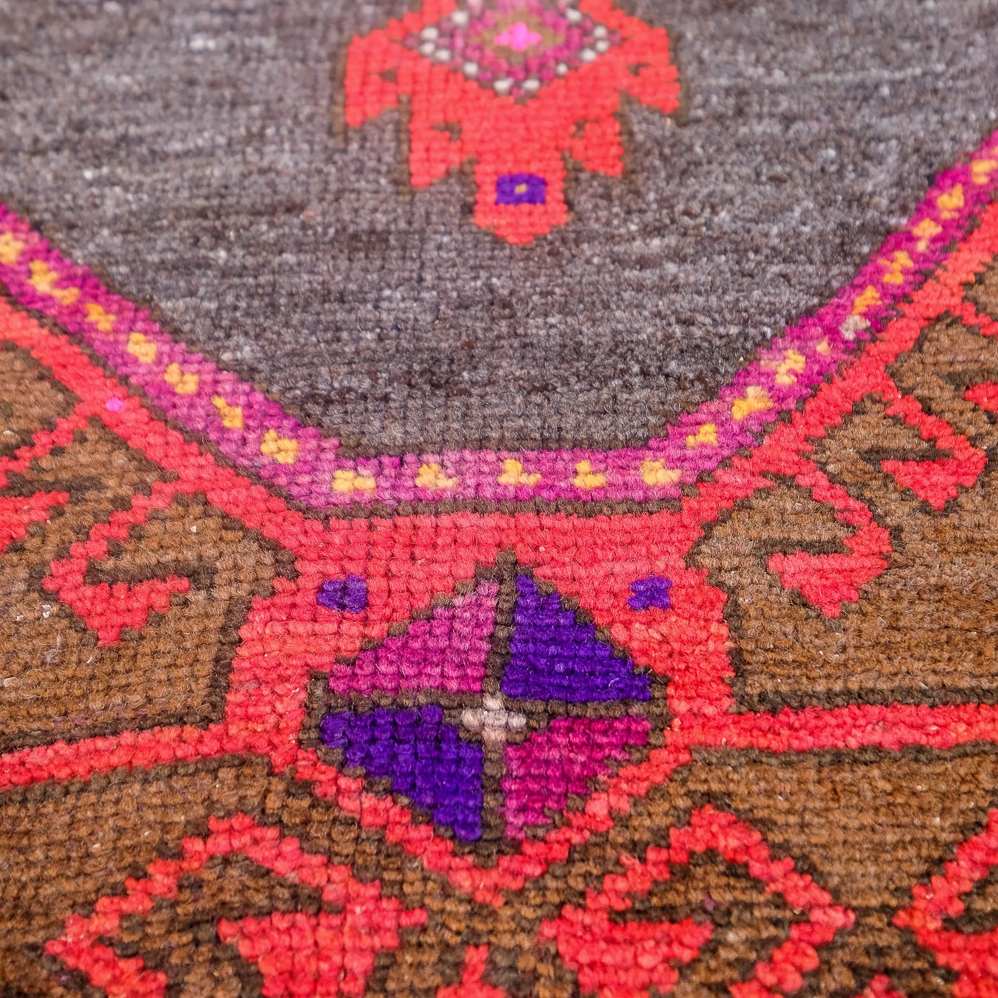 3831 Handwoven Vintage Rug 3x11’10