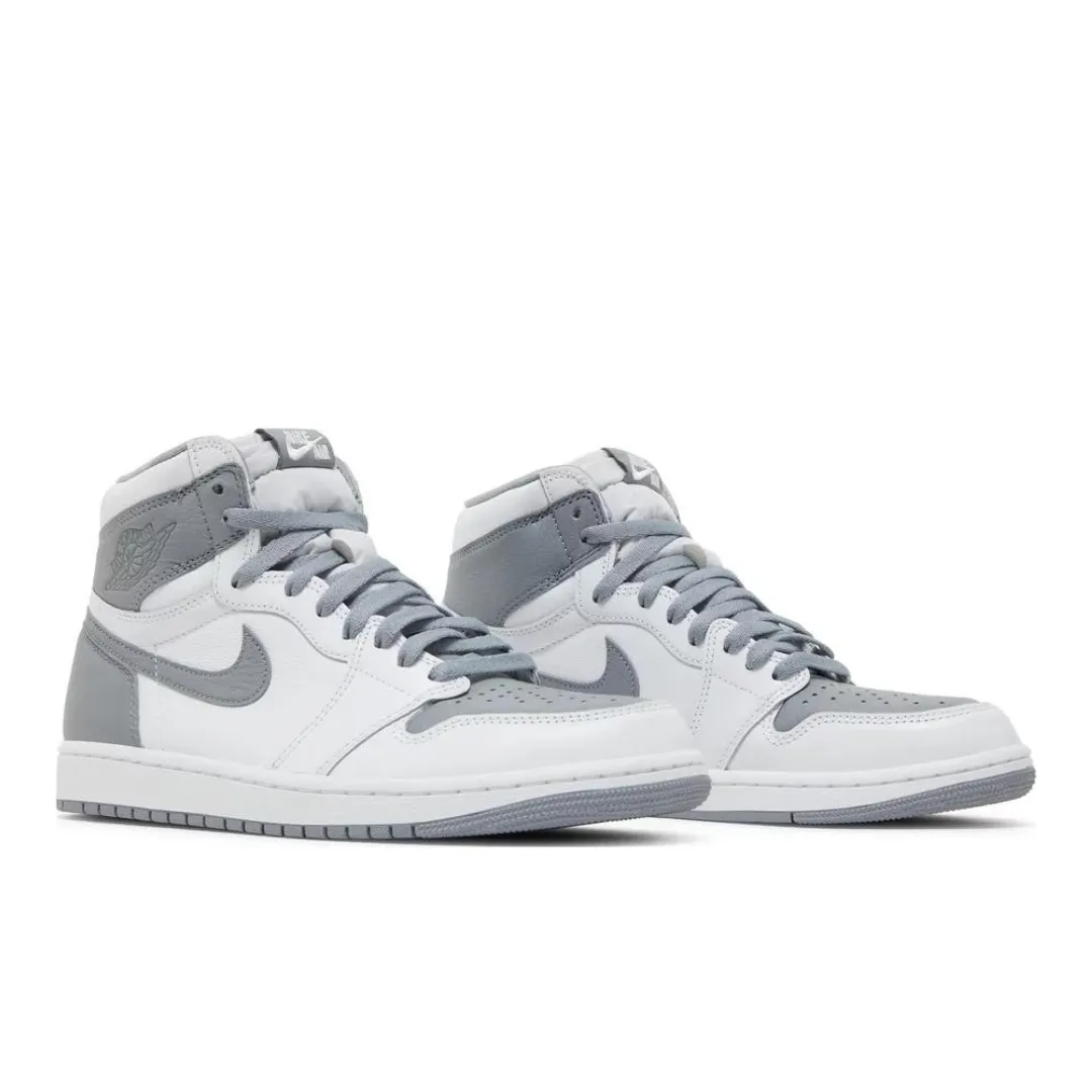 Air Jordan 1 Retro High OG "Stealth"