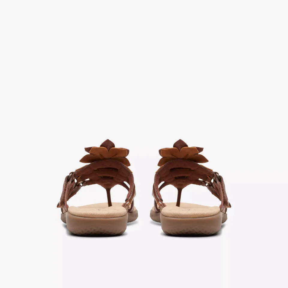 Clarks Women's Elizabelle Mae Tan Combi 26177105
