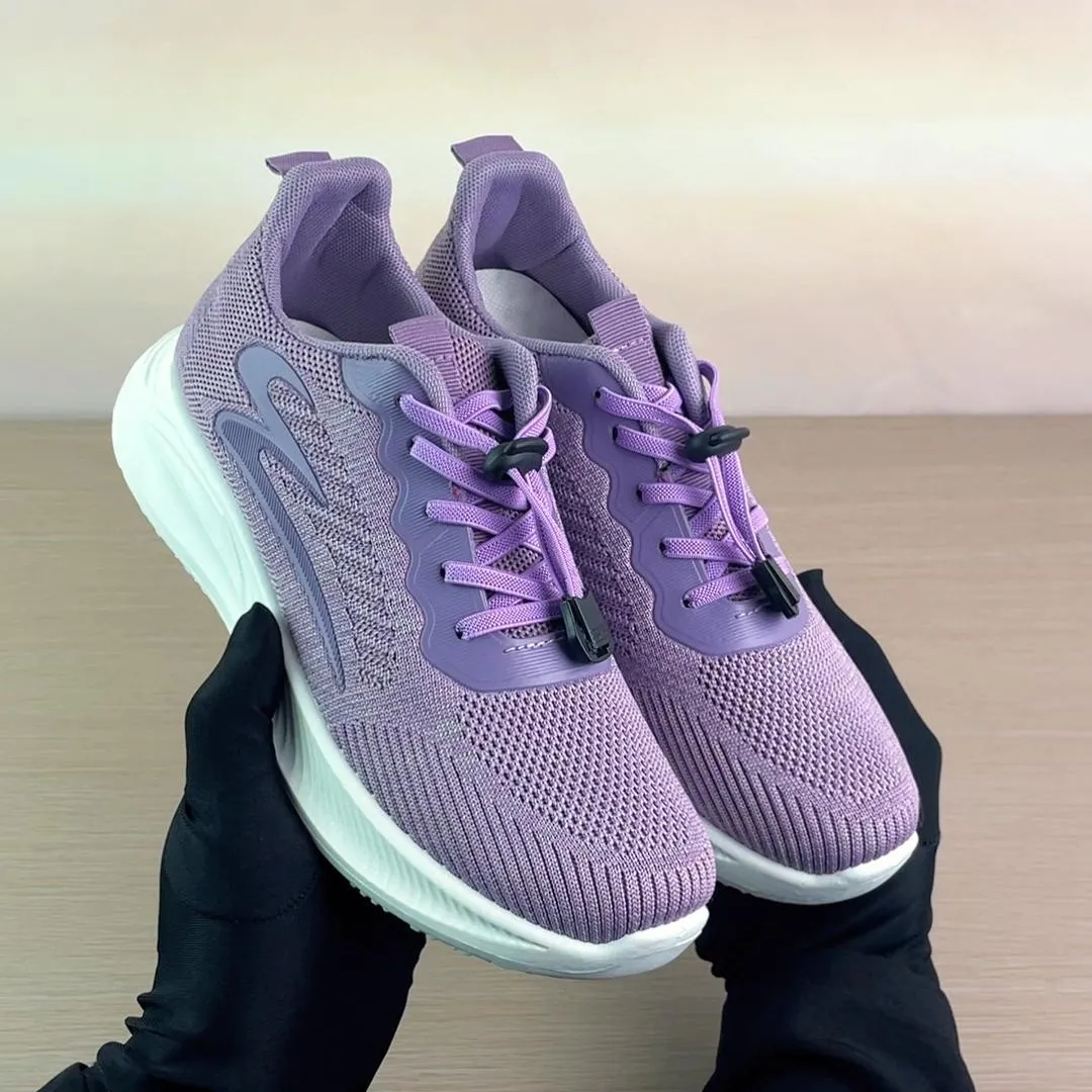 Classic and Cozy Lightweight Women's Training Shoes for Every Workout