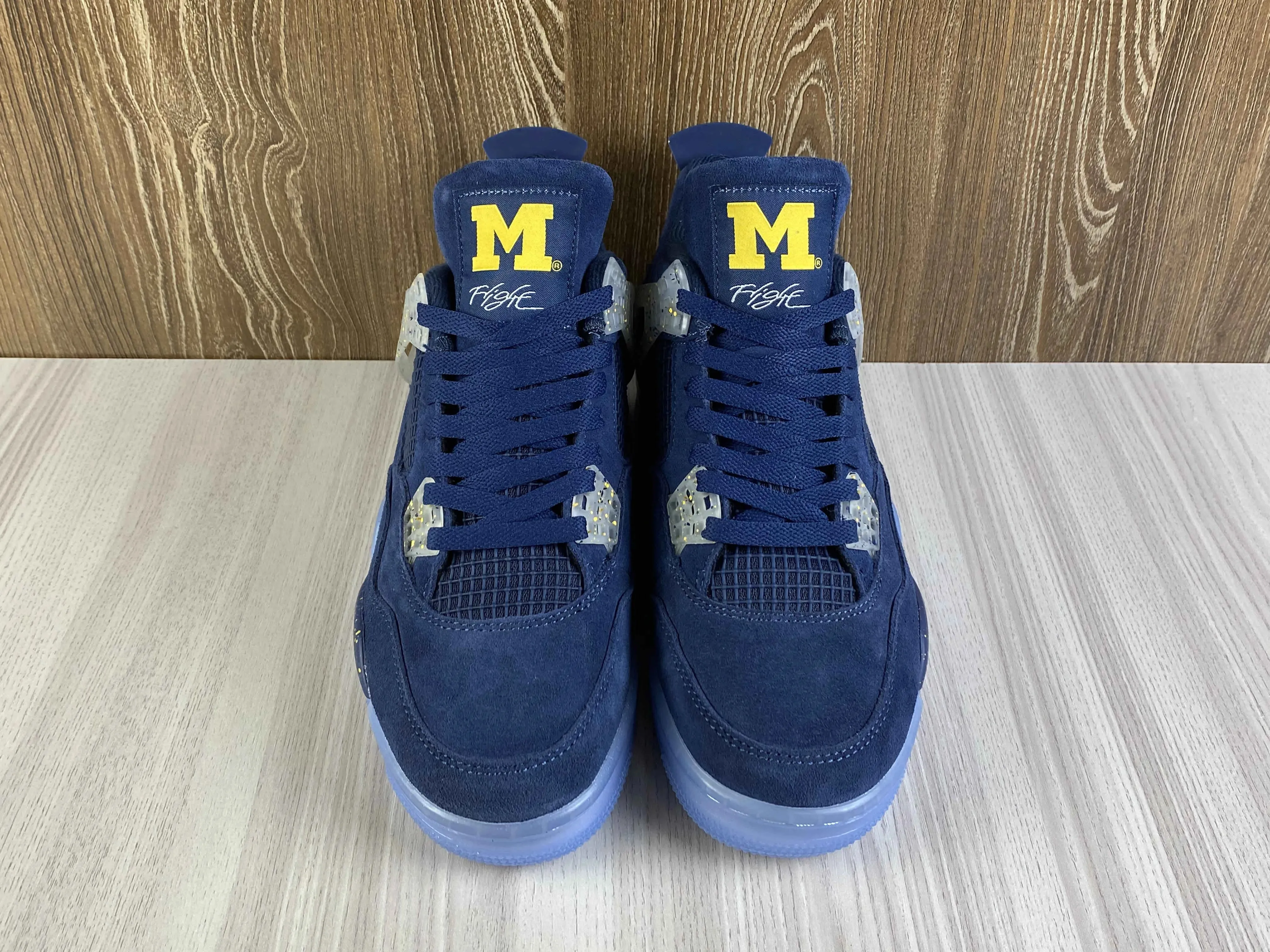 Classic Retro 4 Sneakers - Michigan