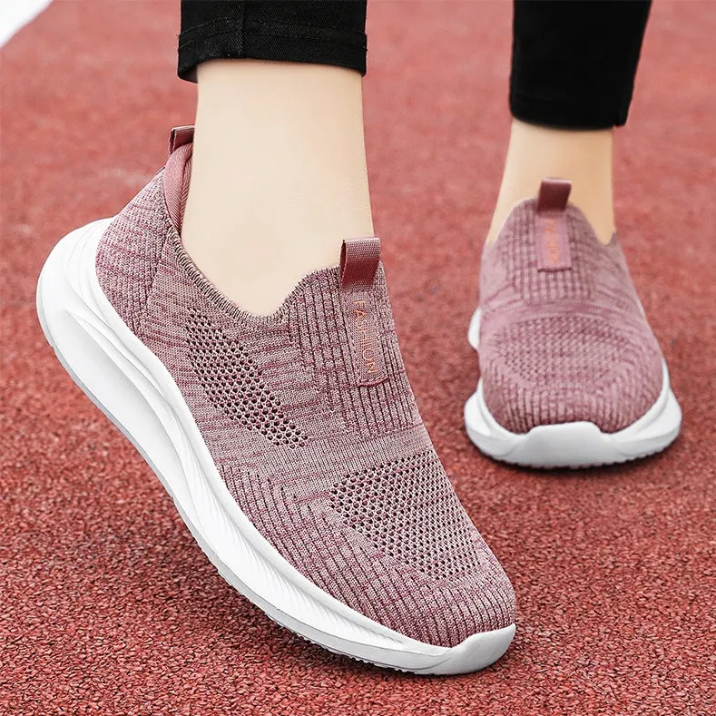 Classic Retro Slip-On Sneakers for Women in Lightweight Design