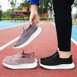 Classic Retro Slip-On Sneakers for Women in Lightweight Design