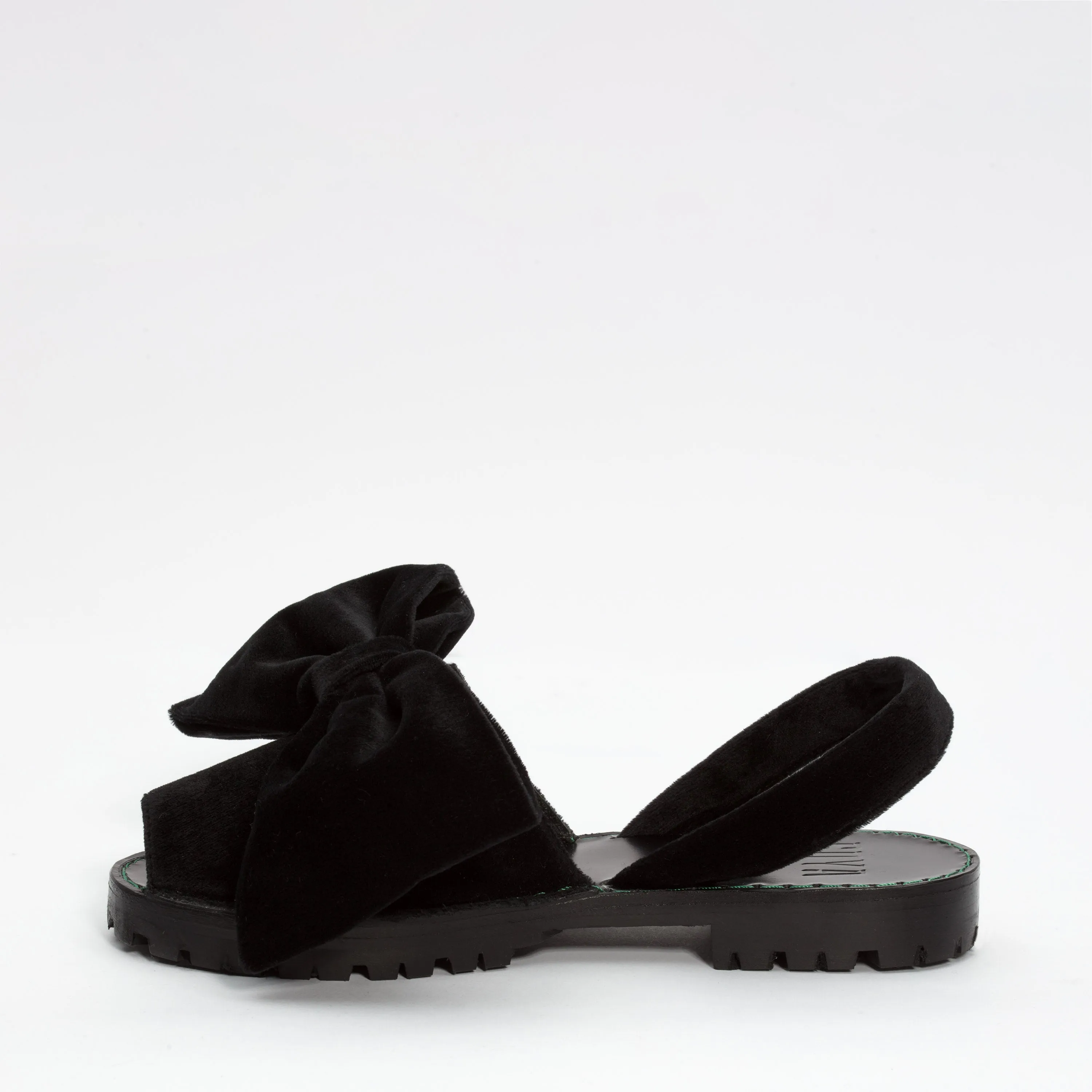 GOYA Black Velvet Bow