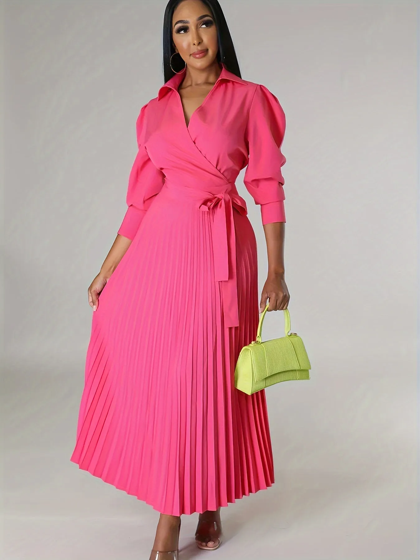 Margeaux - Elegant pleated dress with a V-neck and bow
