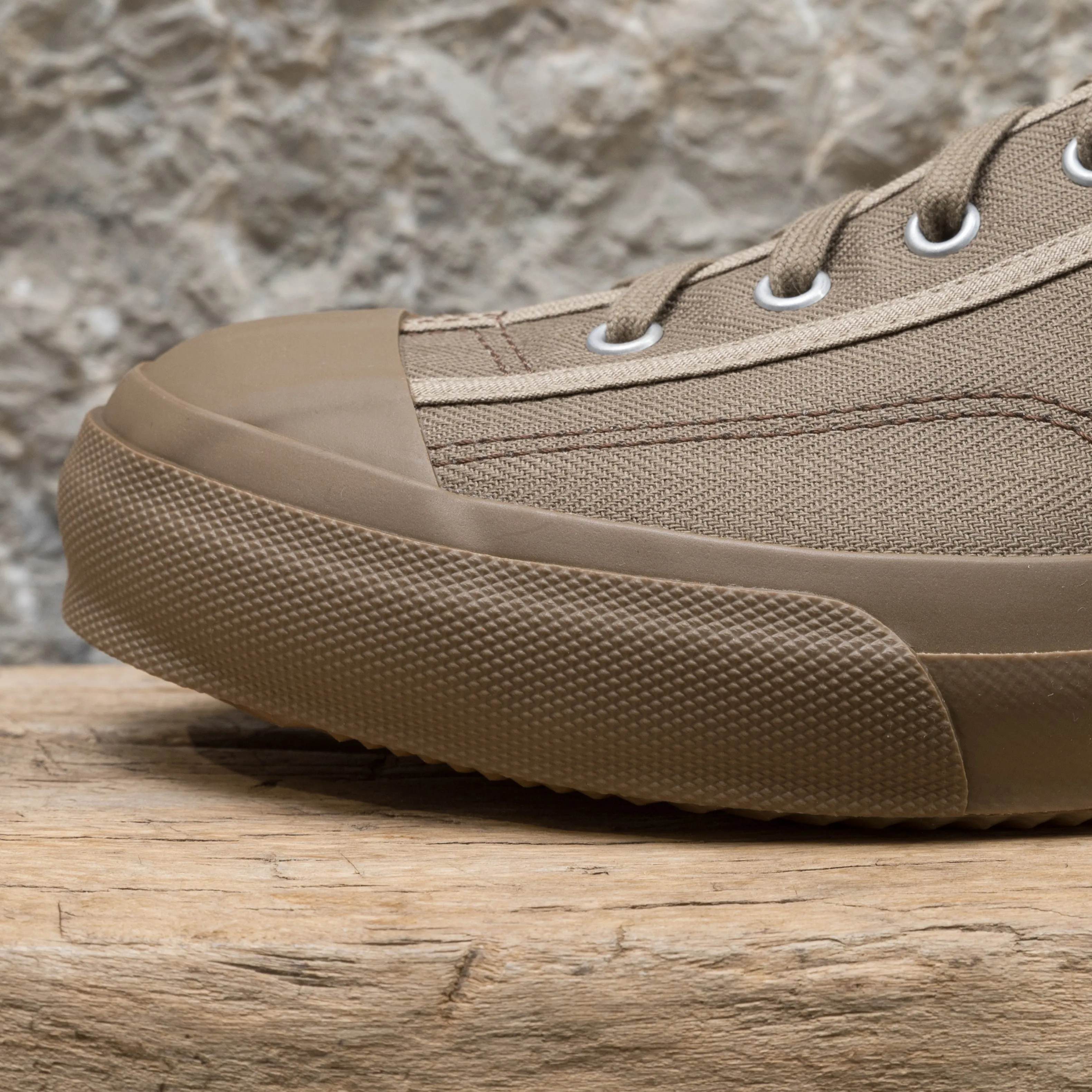 Moonstar Gym Classic in Beige Multi