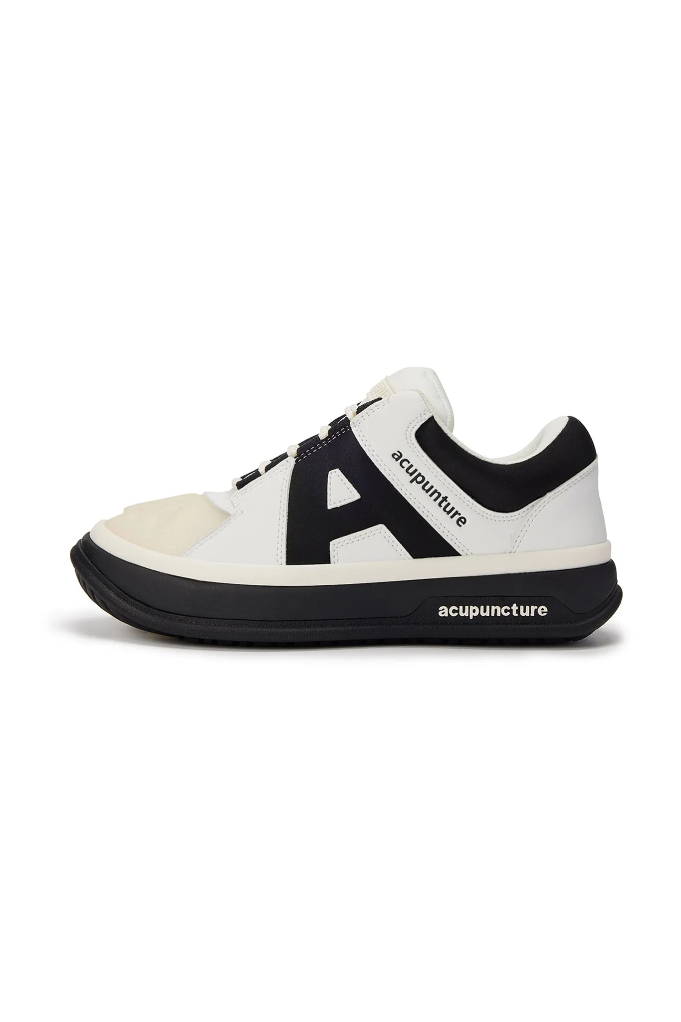 MR. BLUNDER WHITE/BLACK
