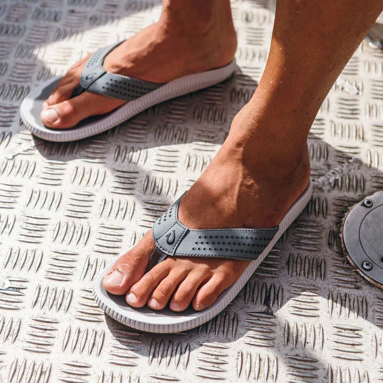 OLUKAI ULELE MENS STONE/STONE