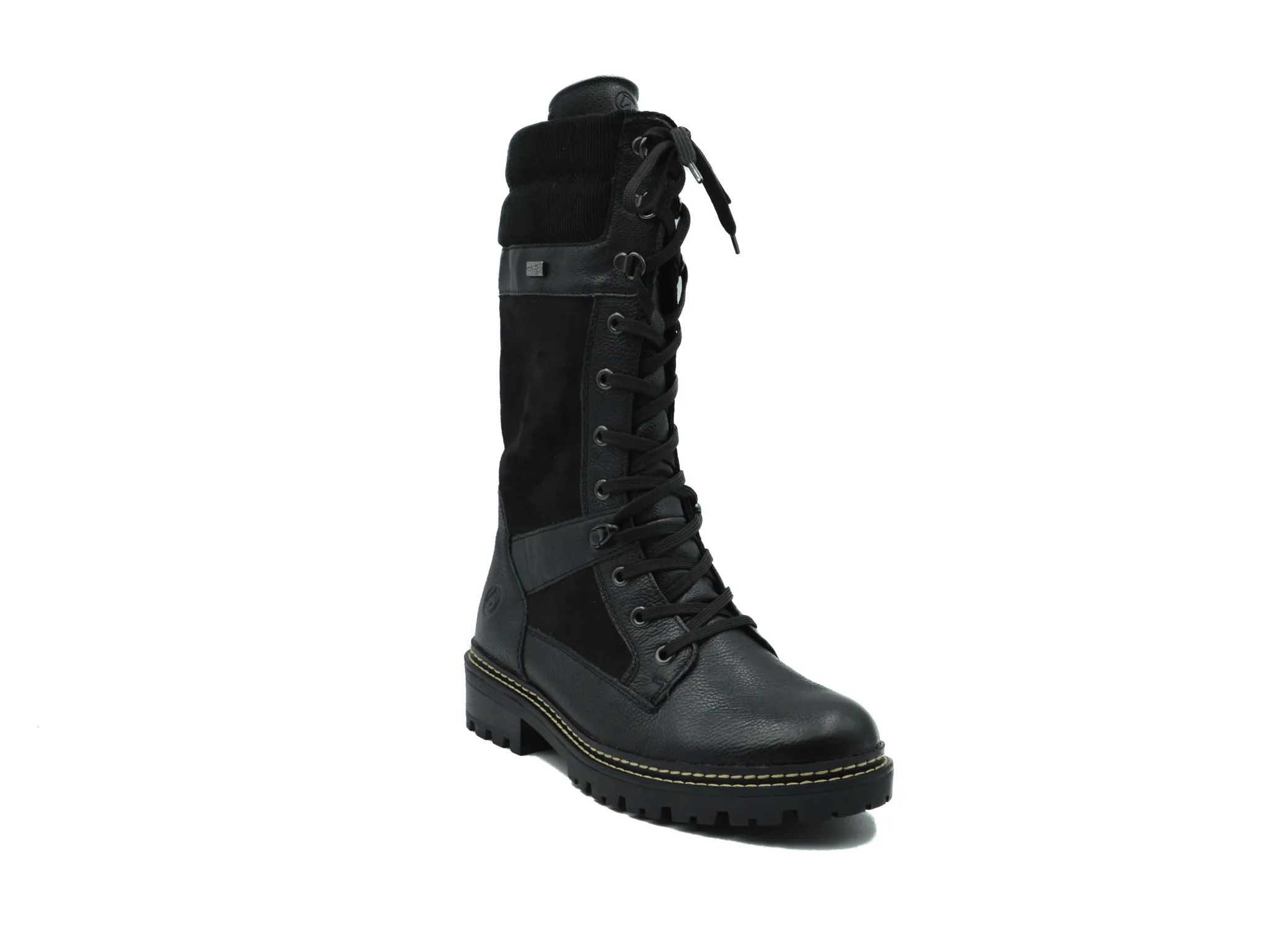 REMONTE D0B7601