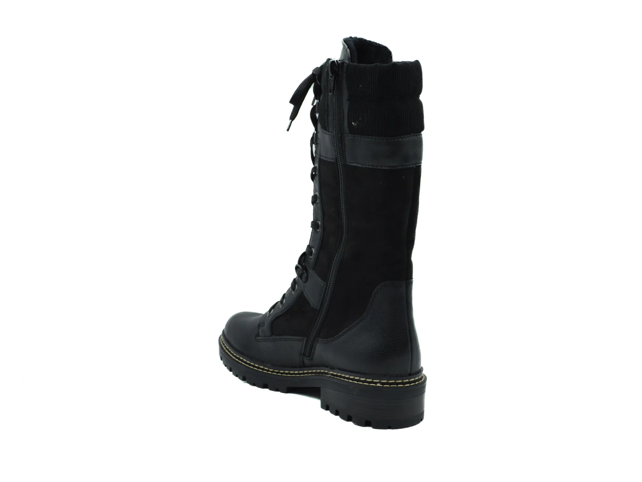 REMONTE D0B7601