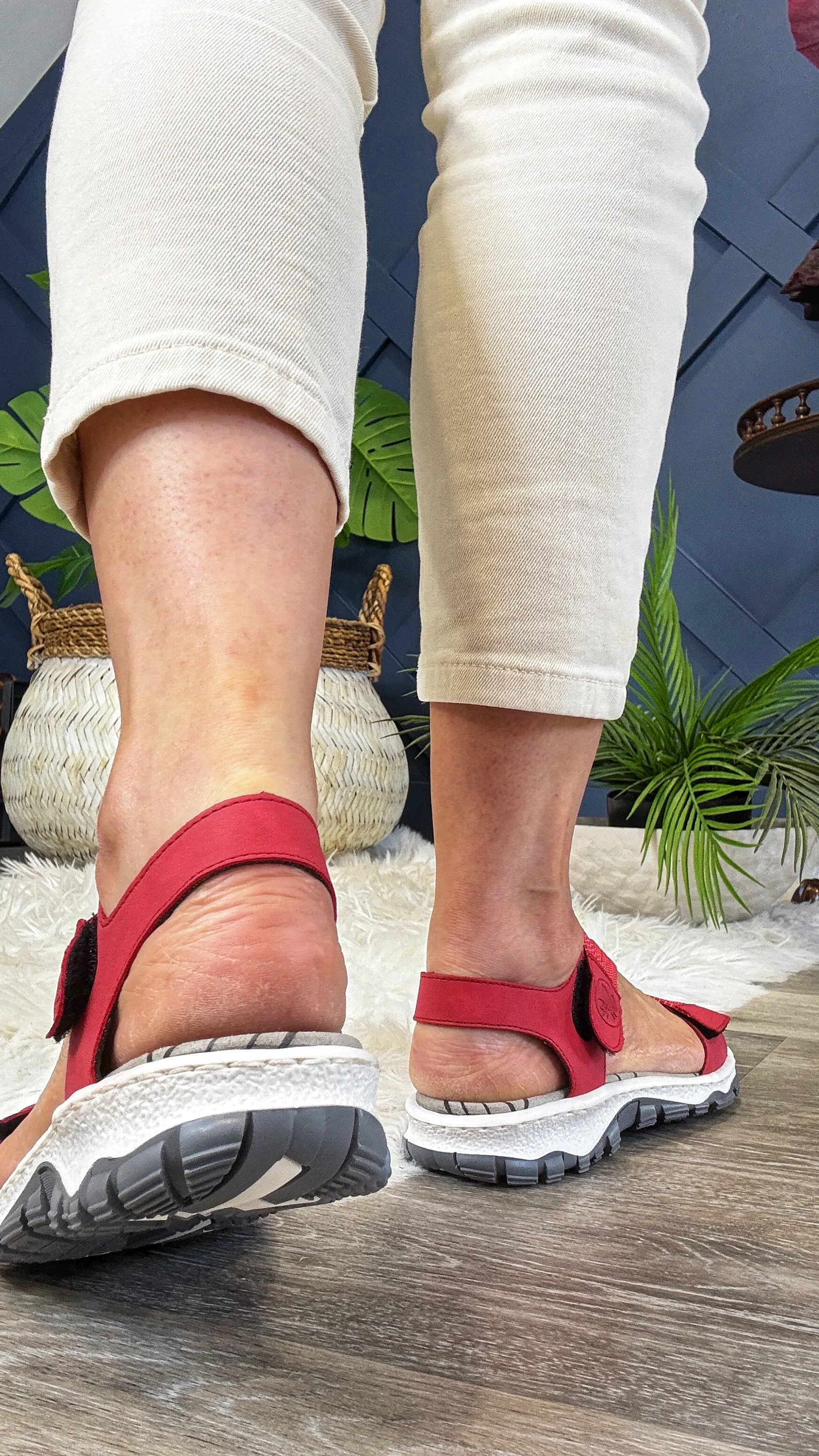 Rhea Red Sandal