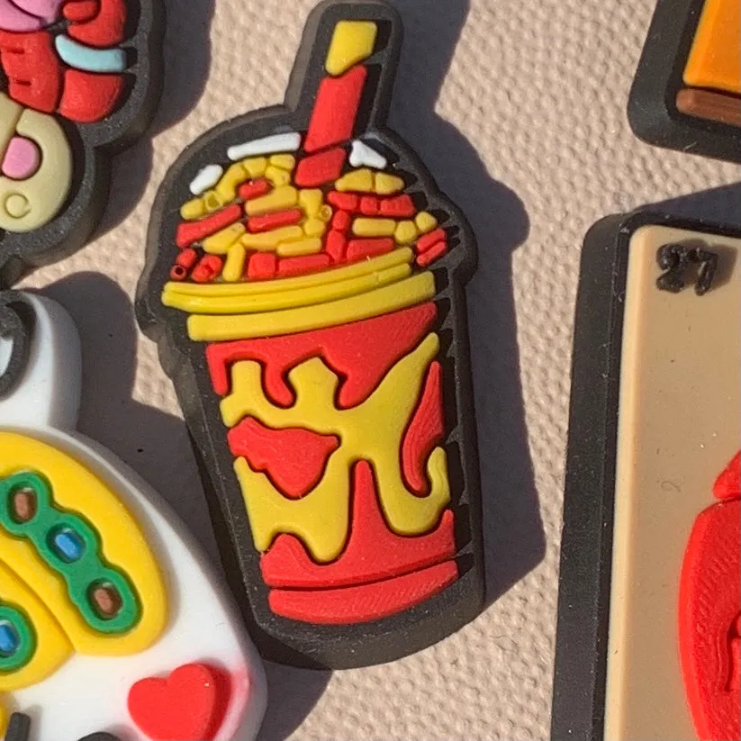 SHOE CHARMS - CHAMANGO