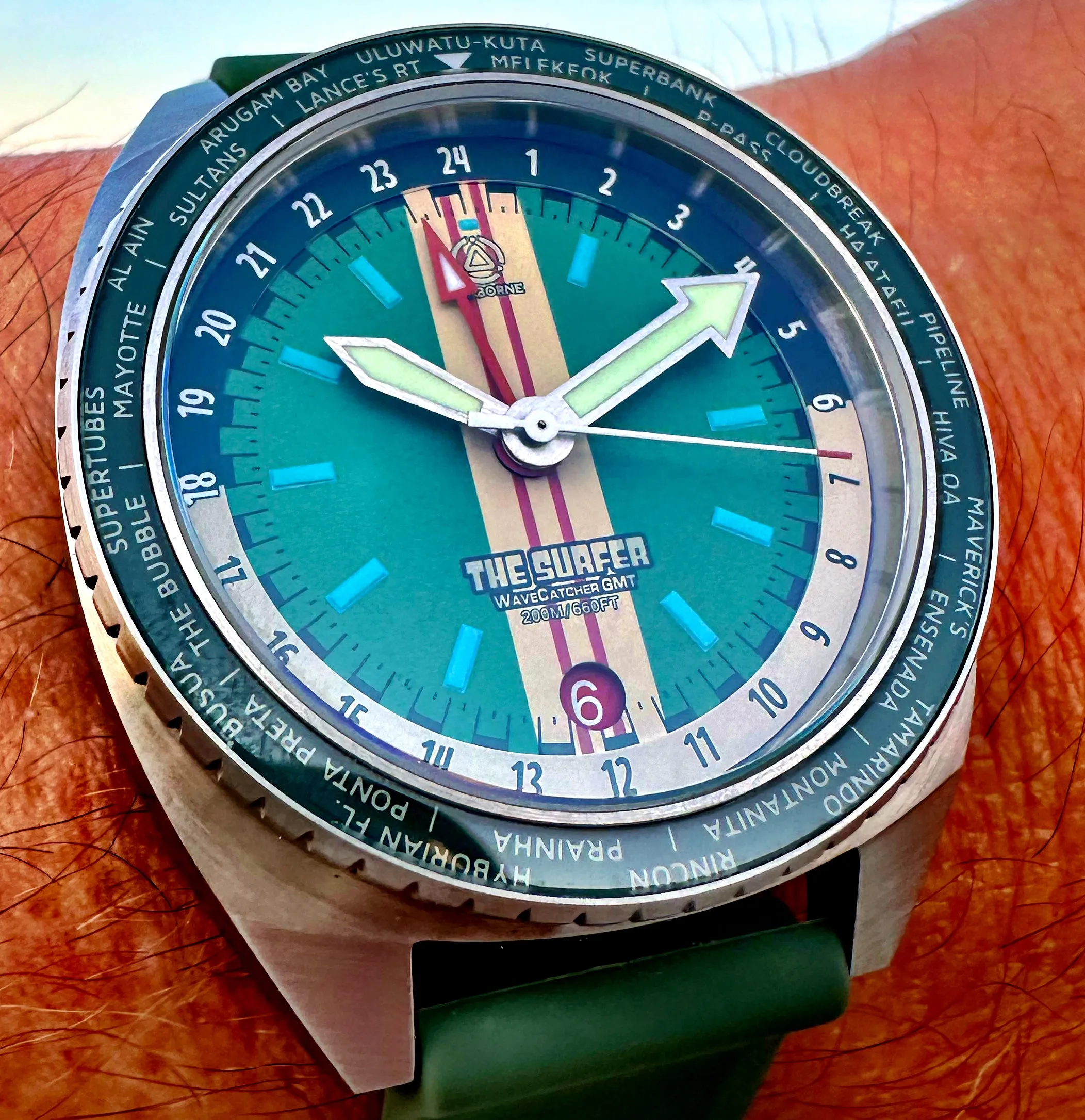 The Surfer | Wavecatcher GMT Automatic |  Seagrass